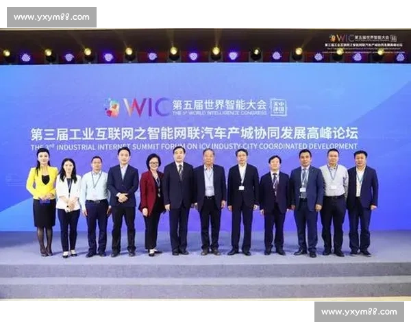 传统制造业vs→智能科技融合下的产业升级新路径探索方法论框架